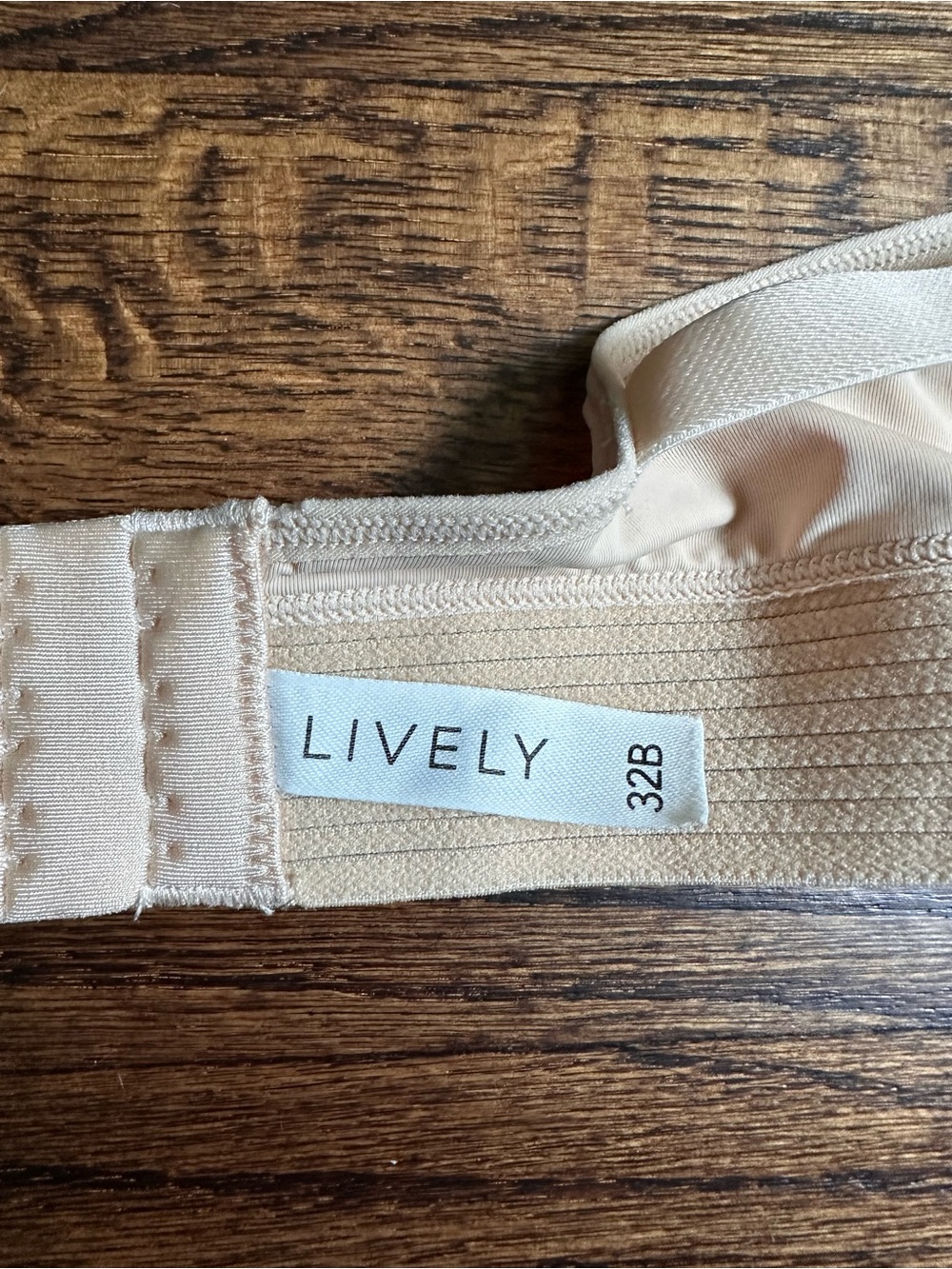 Lively Wireless bralette, size 32B - Picture 5 of 5